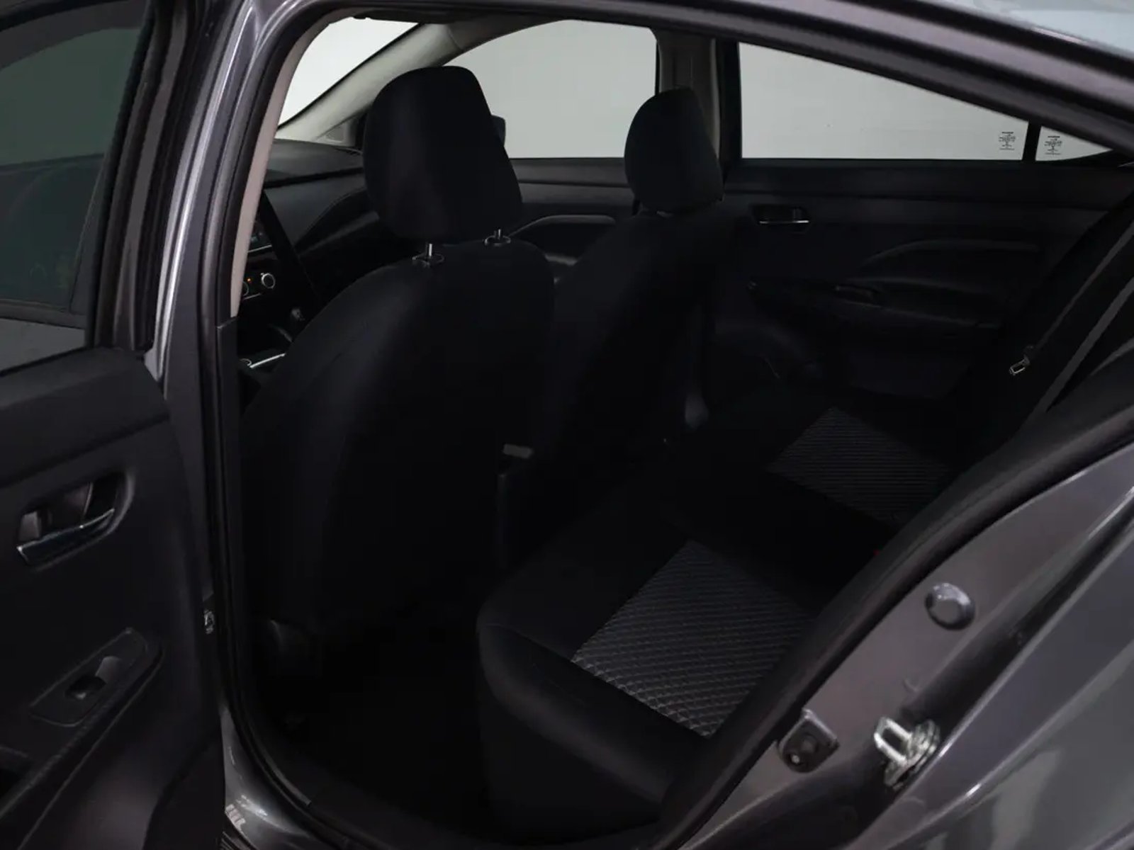 Nissan VERSA 2023 - Imagen 14 de 19