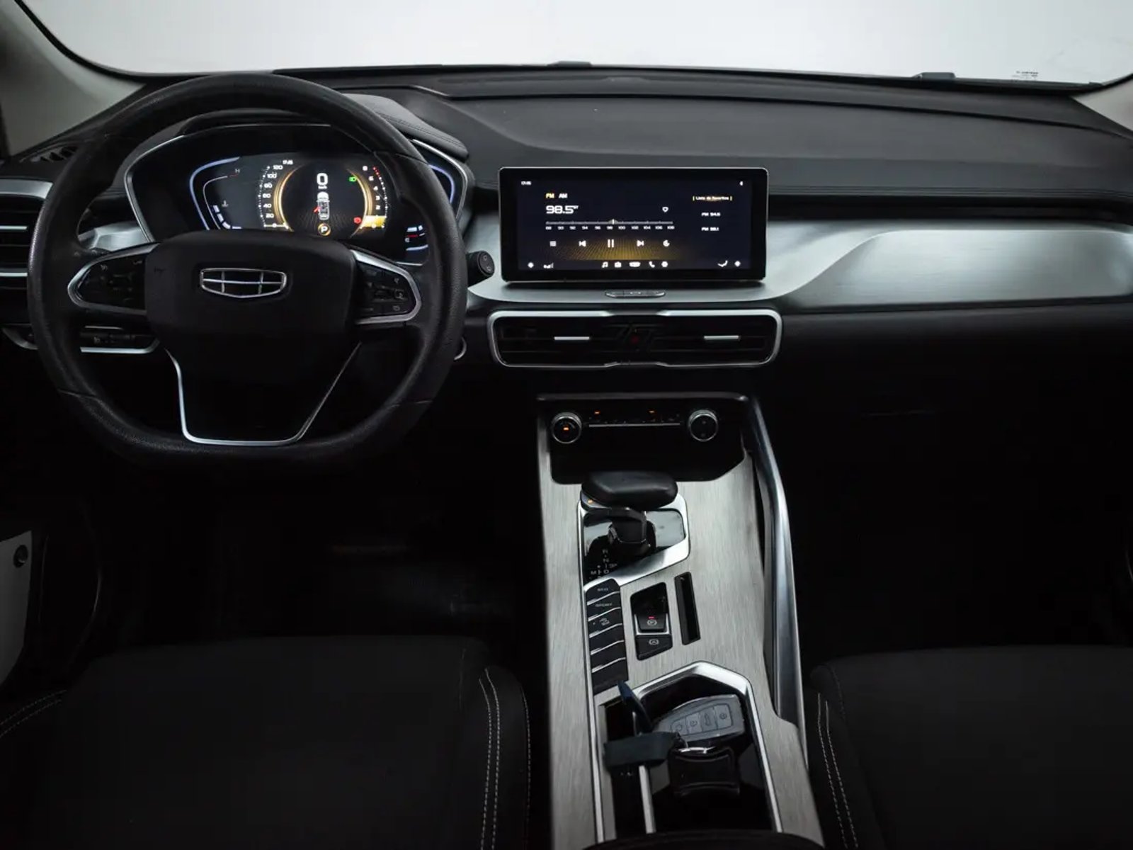 Geely COOLRAY 2023 - Imagen 15 de 19