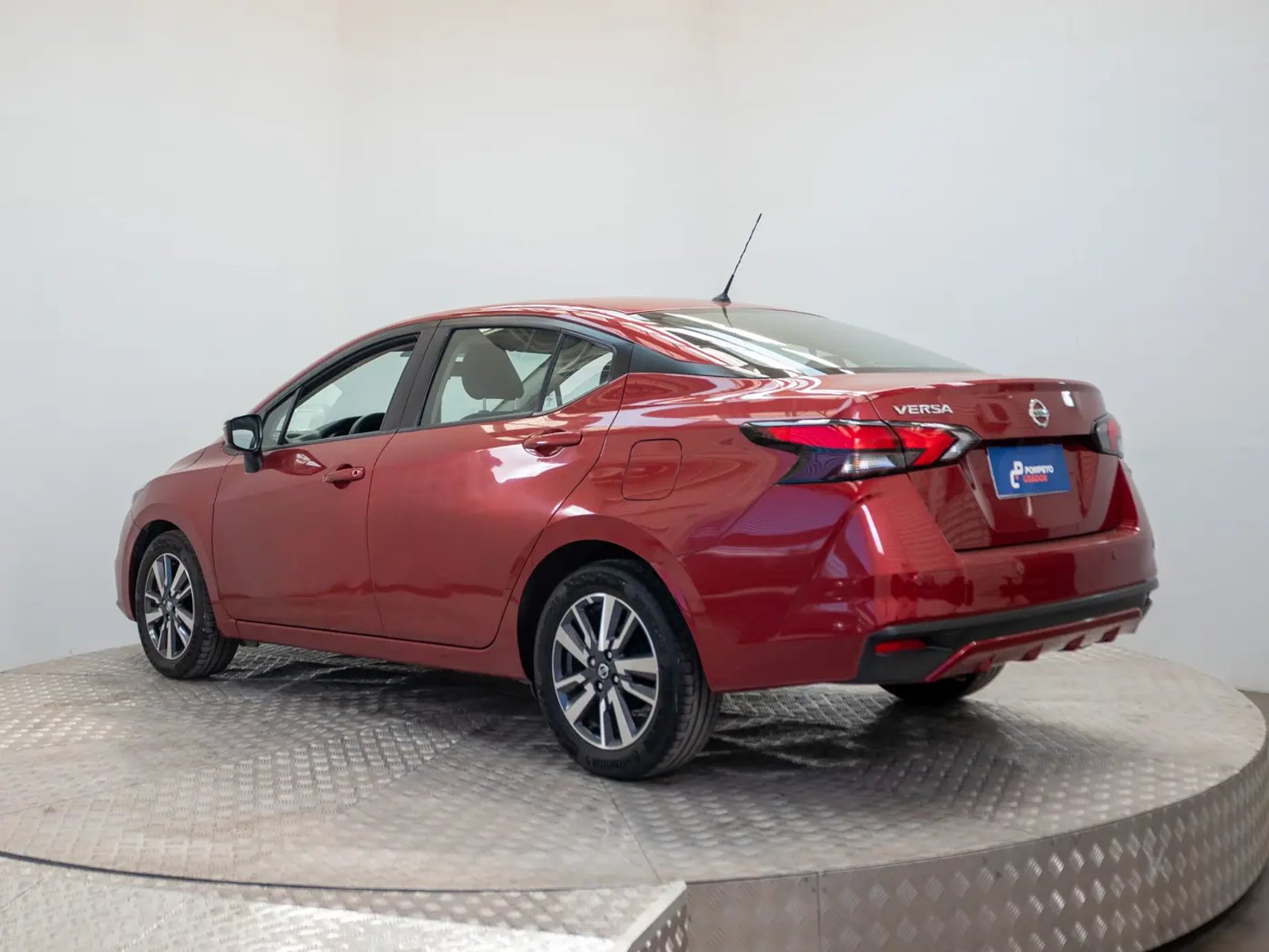 NISSAN VERSA 2021 - Imagen 6 de 17