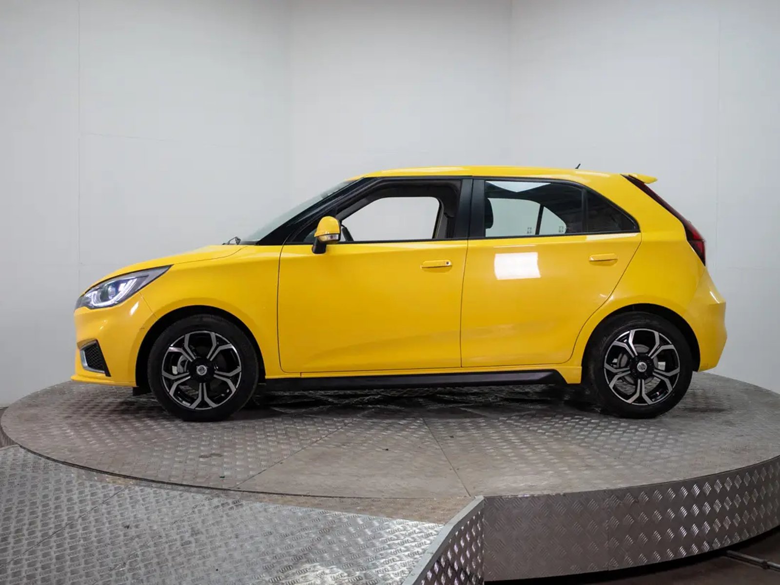 MG 3 2024 - Foto 4 de 19