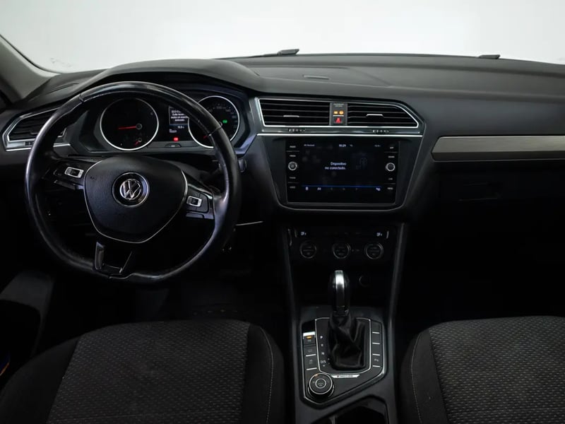 Volkswagen TIGUAN 2018 - Imagen 19 de 20