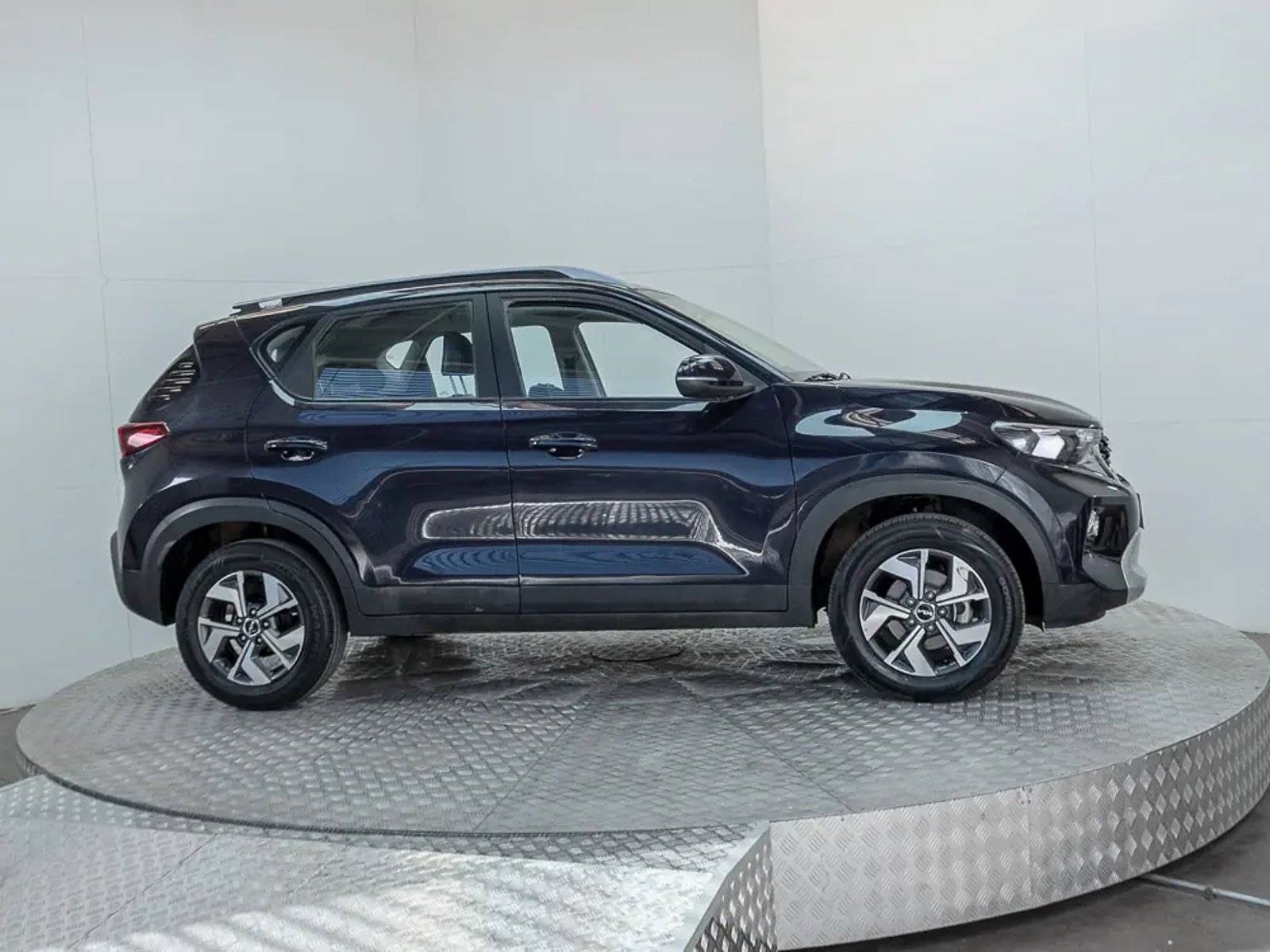 KIA SONET 2024 - Imagen 9 de 18