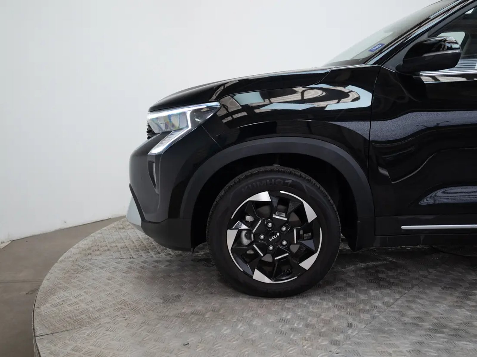 Kia SONET 2025 - Foto 4 de 18