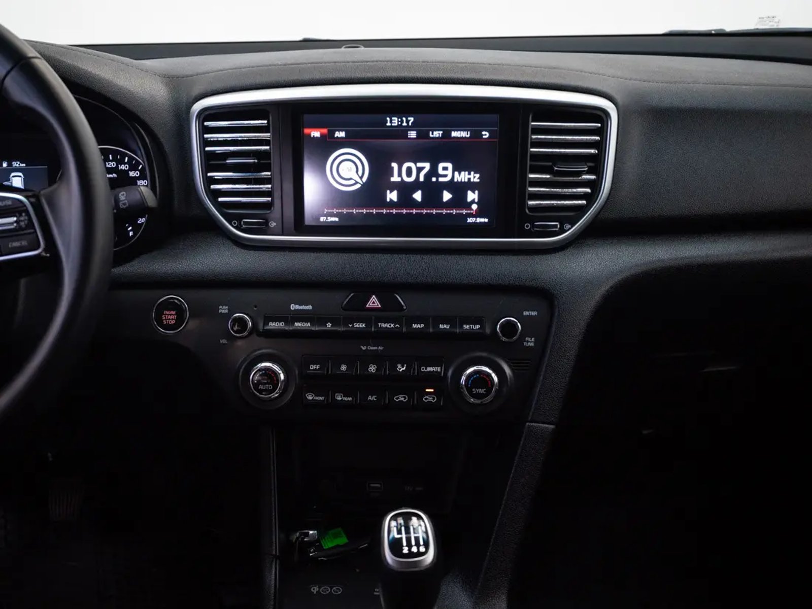 Kia SPORTAGE 2019 - Imagen 16 de 20