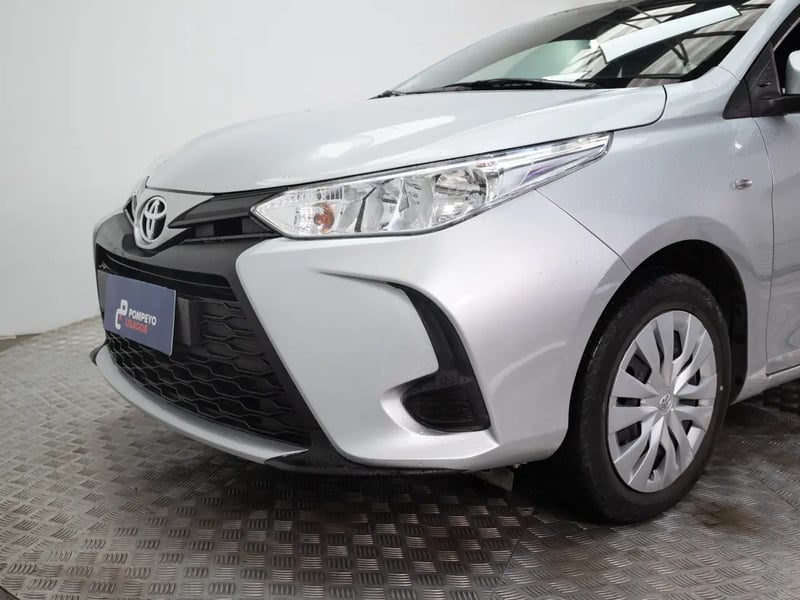 Toyota YARIS 2022 - Imagen 18 de 20