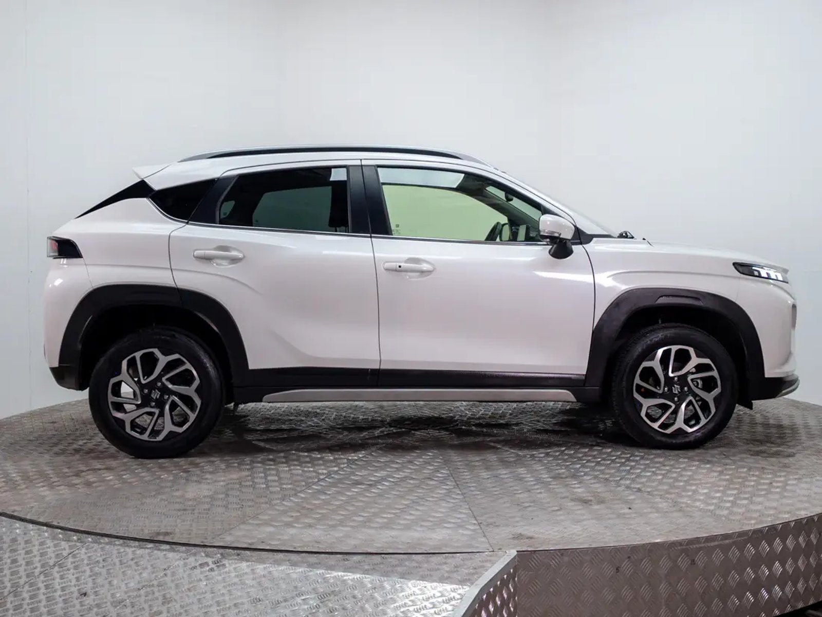 Suzuki FRONX 2025 - Imagen 8 de 19