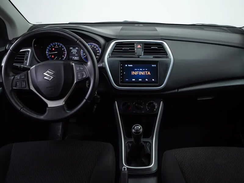 Suzuki SCROSS 2020 - Imagen 15 de 19