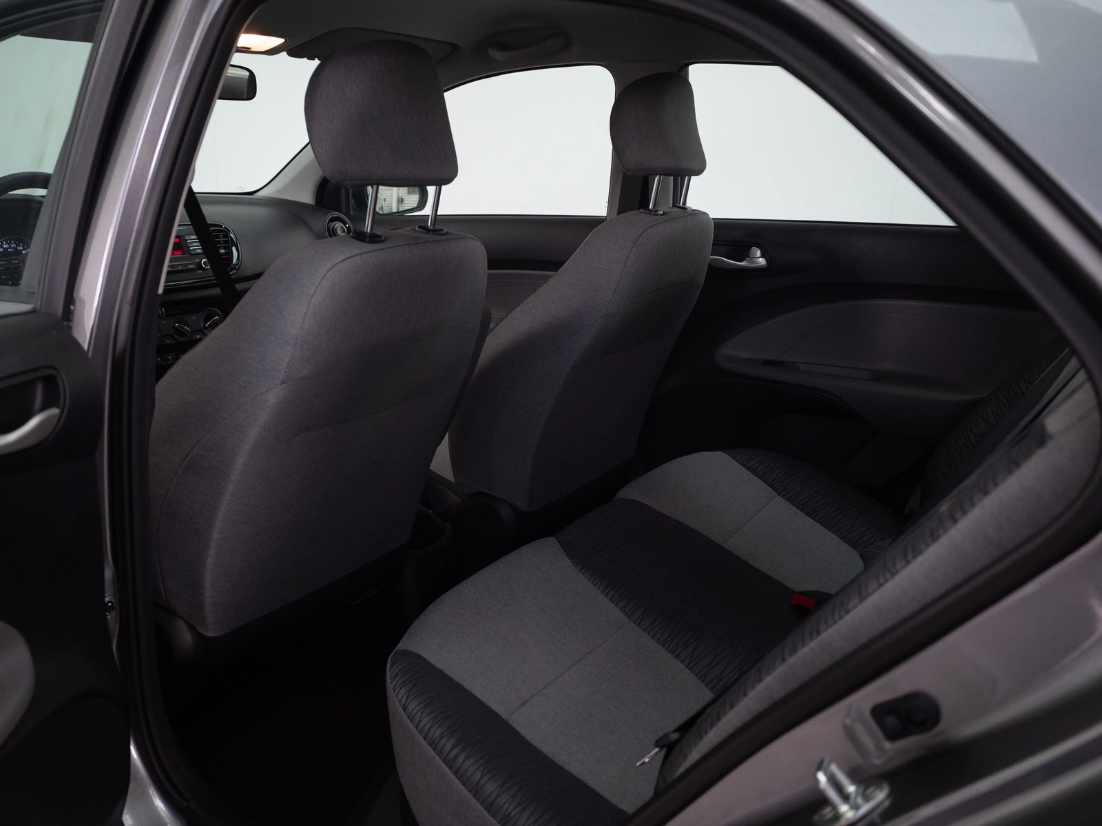 KIA SOLUTO 2026 - Imagen 14 de 18