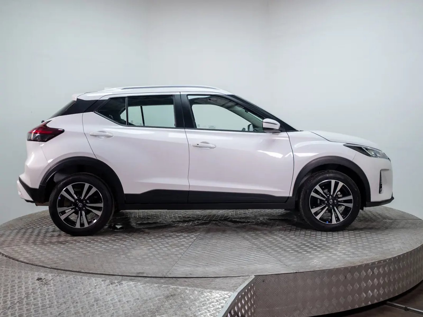 Nissan KICKS 2025 - Imagen 8 de 20