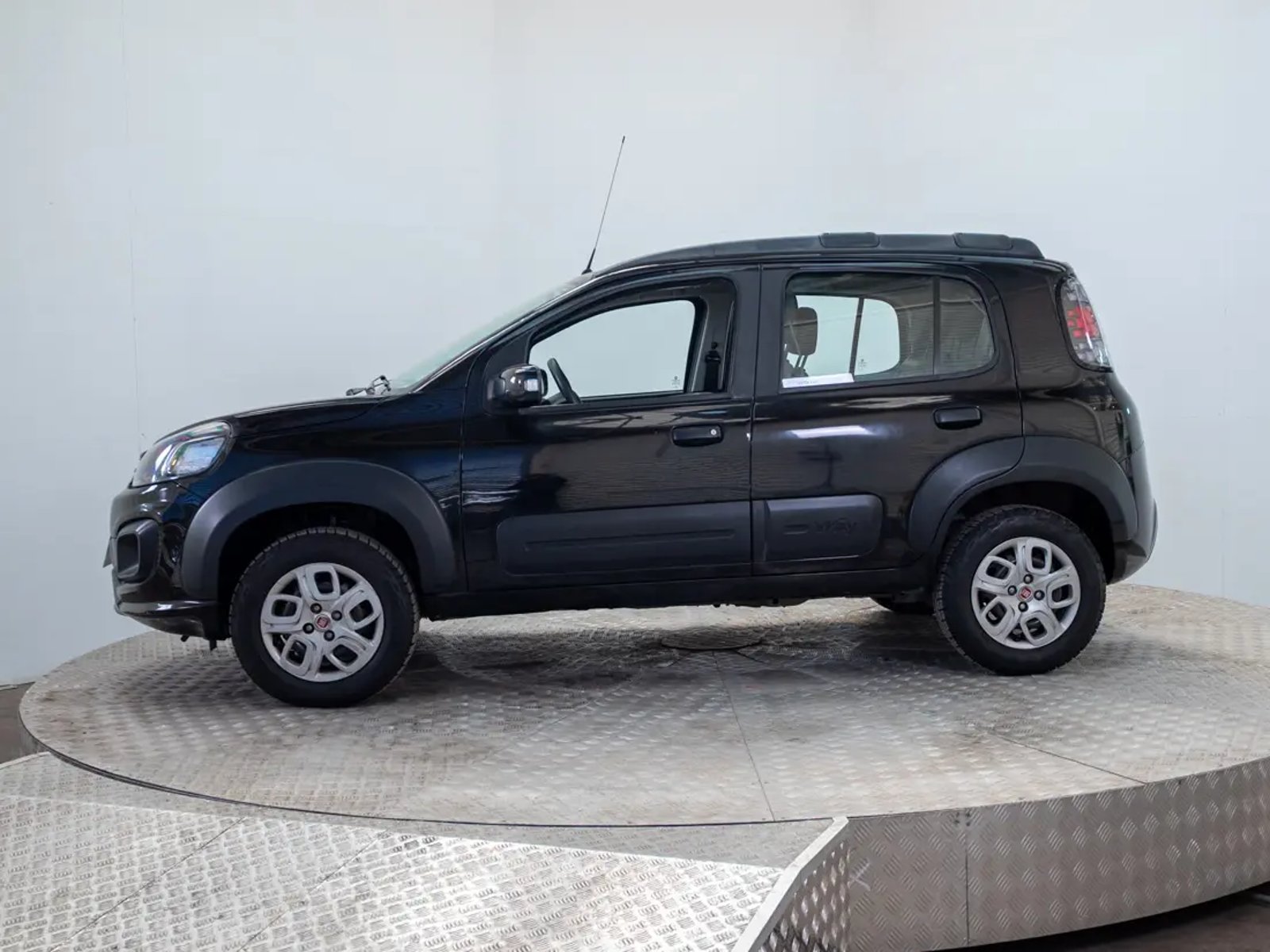 Fiat UNO 2018 - Foto 4 de 19