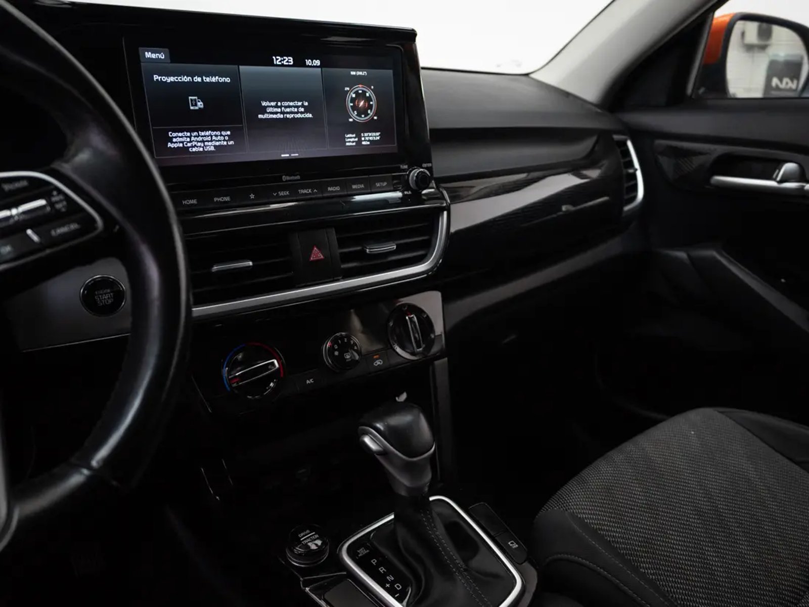 Kia SELTOS 2022 - Imagen 12 de 20