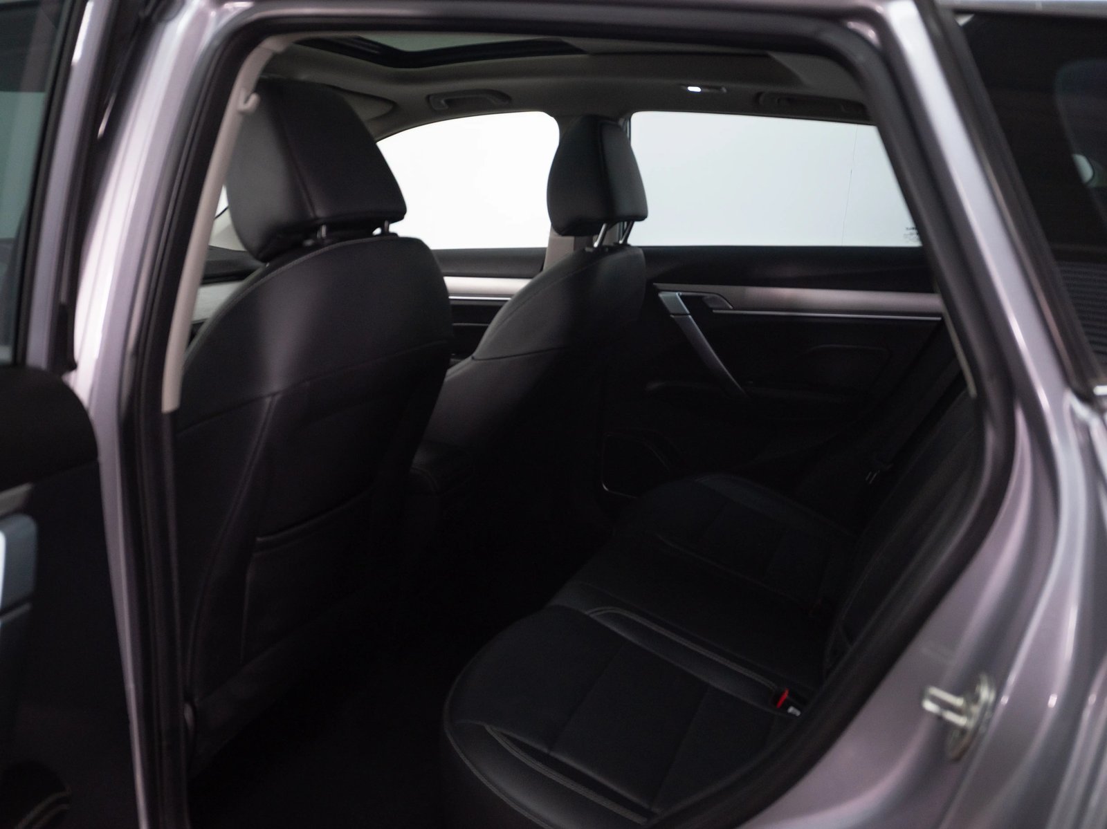 Geely COOLRAY 2023 - Imagen 11 de 14