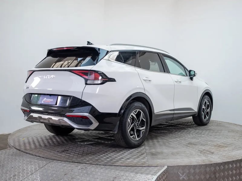 Kia SPORTAGE 2023 - Imagen 7 de 20