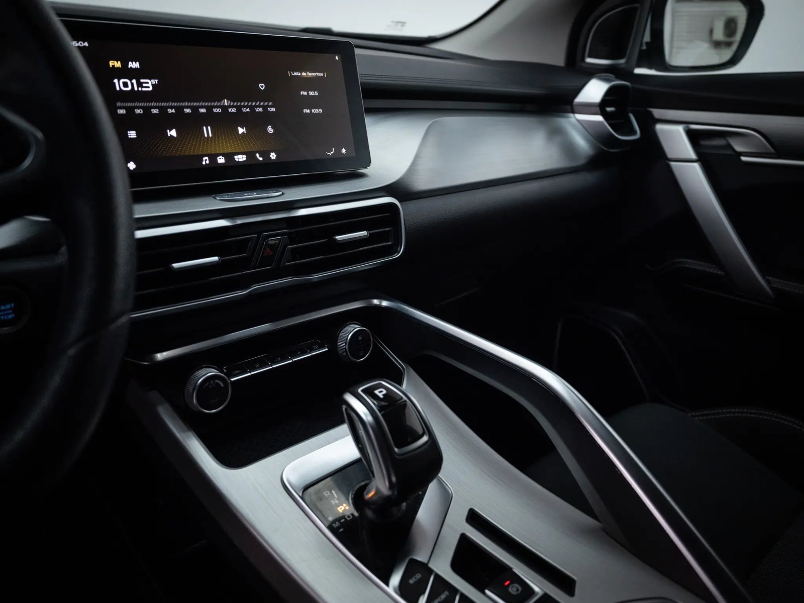 GEELY COOLRAY 2022 - Imagen 13 de 20