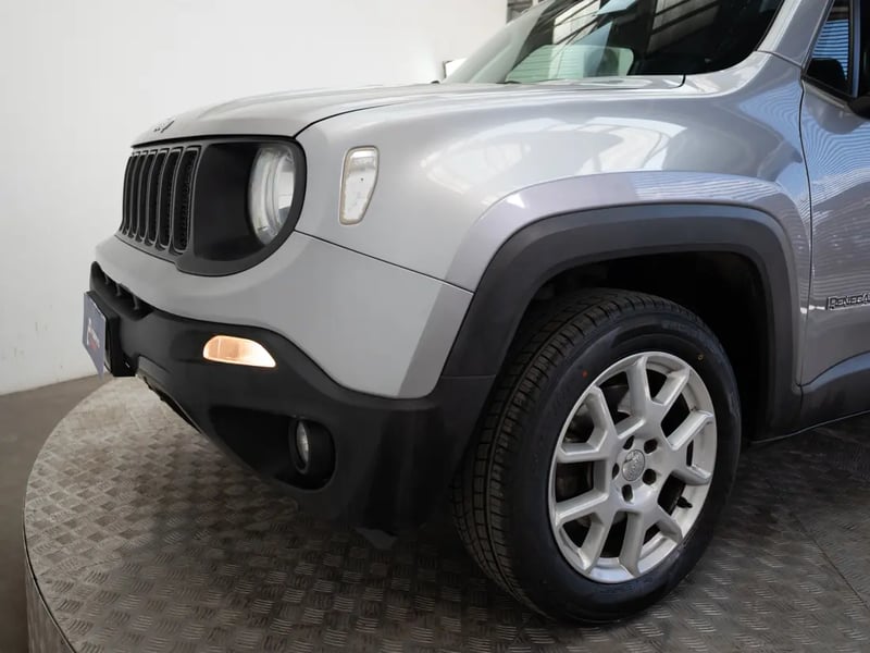 Jeep RENEGADE 2023 - Imagen 18 de 19