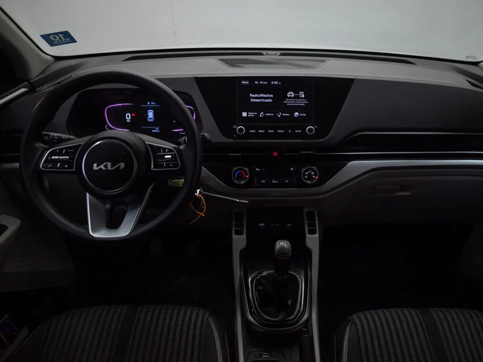 Kia CARENS 2023 - Imagen 16 de 20