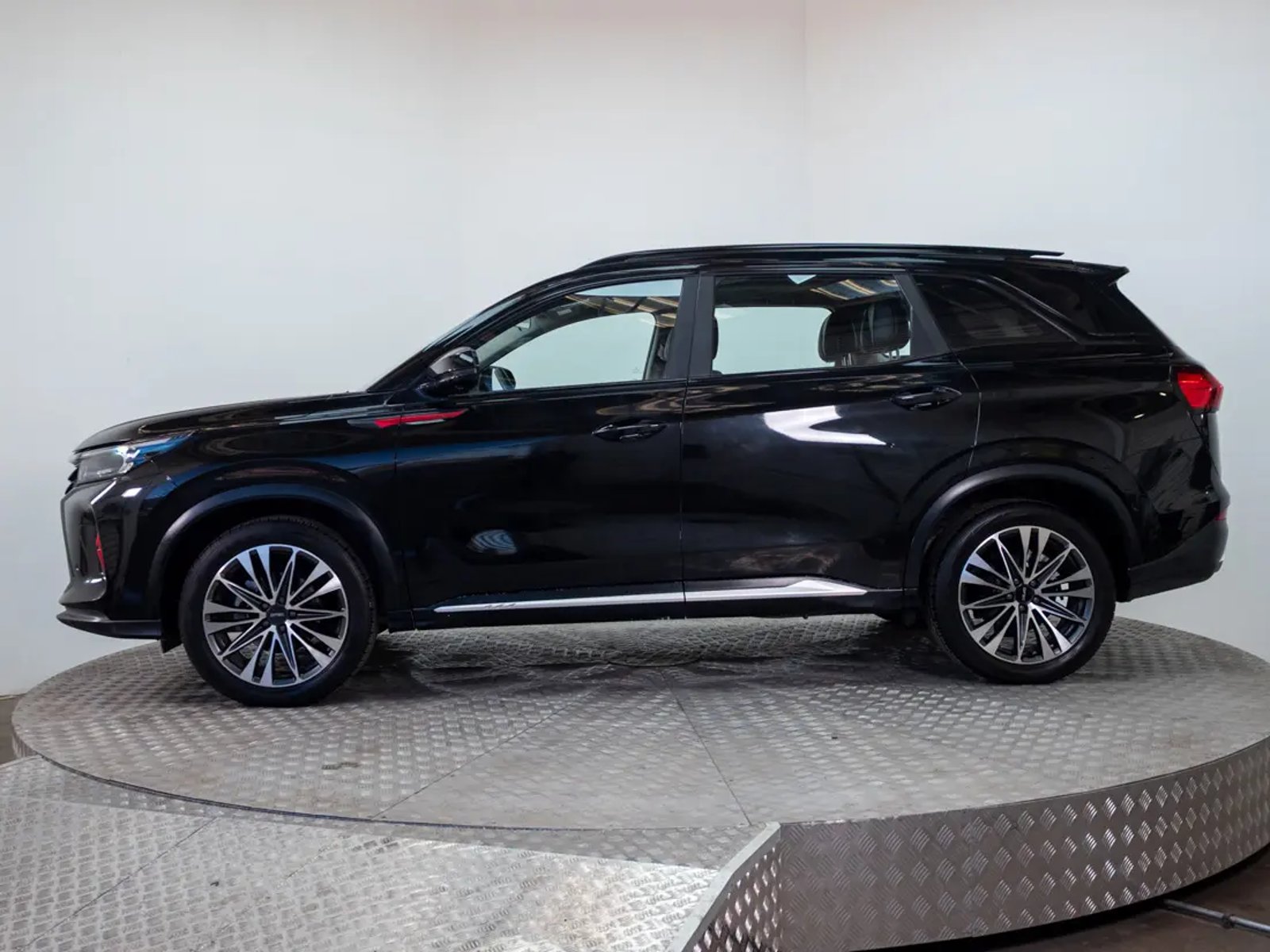 DFSK SUV 600 2025 - Foto 4 de 20