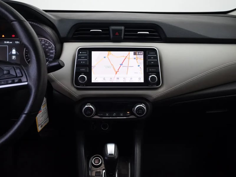 Nissan VERSA 2022 - Imagen 16 de 20