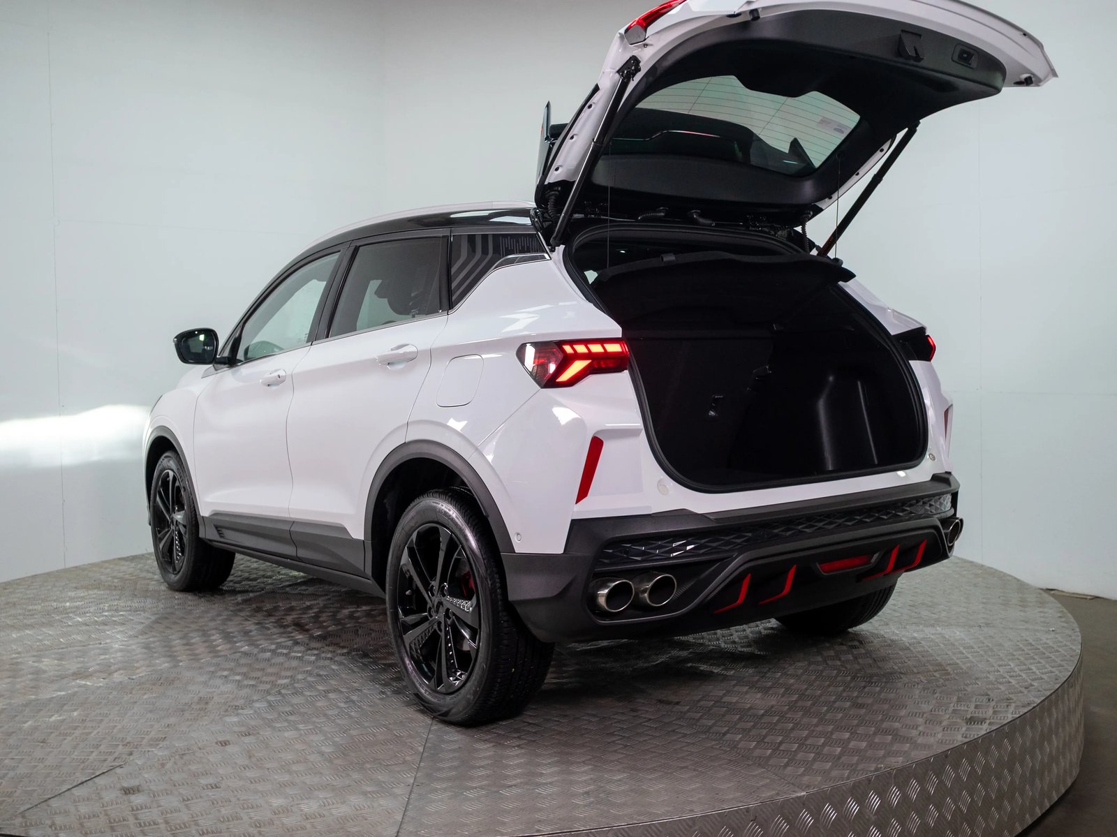 Geely COOLRAY 2025 - Imagen 13 de 20