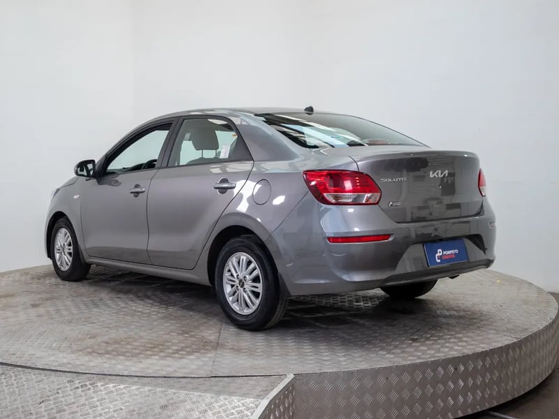 Kia SOLUTO 2024 - Imagen 5 de 20