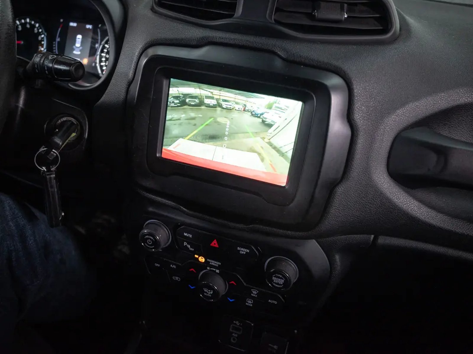 Jeep RENEGADE 2021 - Imagen 19 de 20
