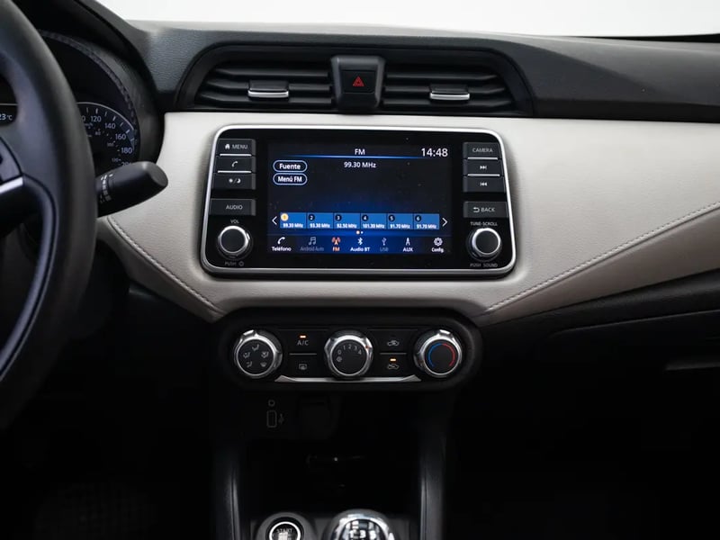 Nissan VERSA 2023 - Imagen 16 de 20