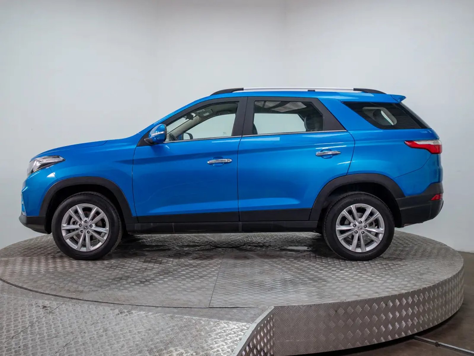 DFSK SUV 560 2025 - Foto 4 de 20