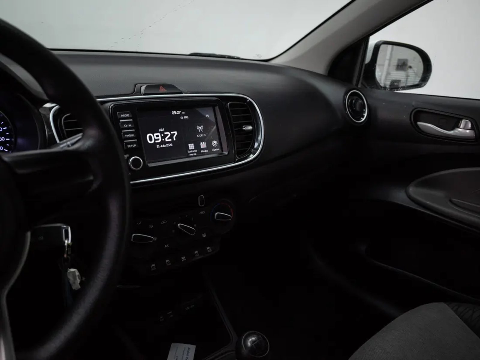 Kia SOLUTO 2026 - Imagen 12 de 20