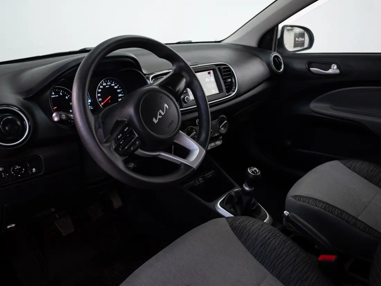 Kia SOLUTO 2026 - Imagen 11 de 20