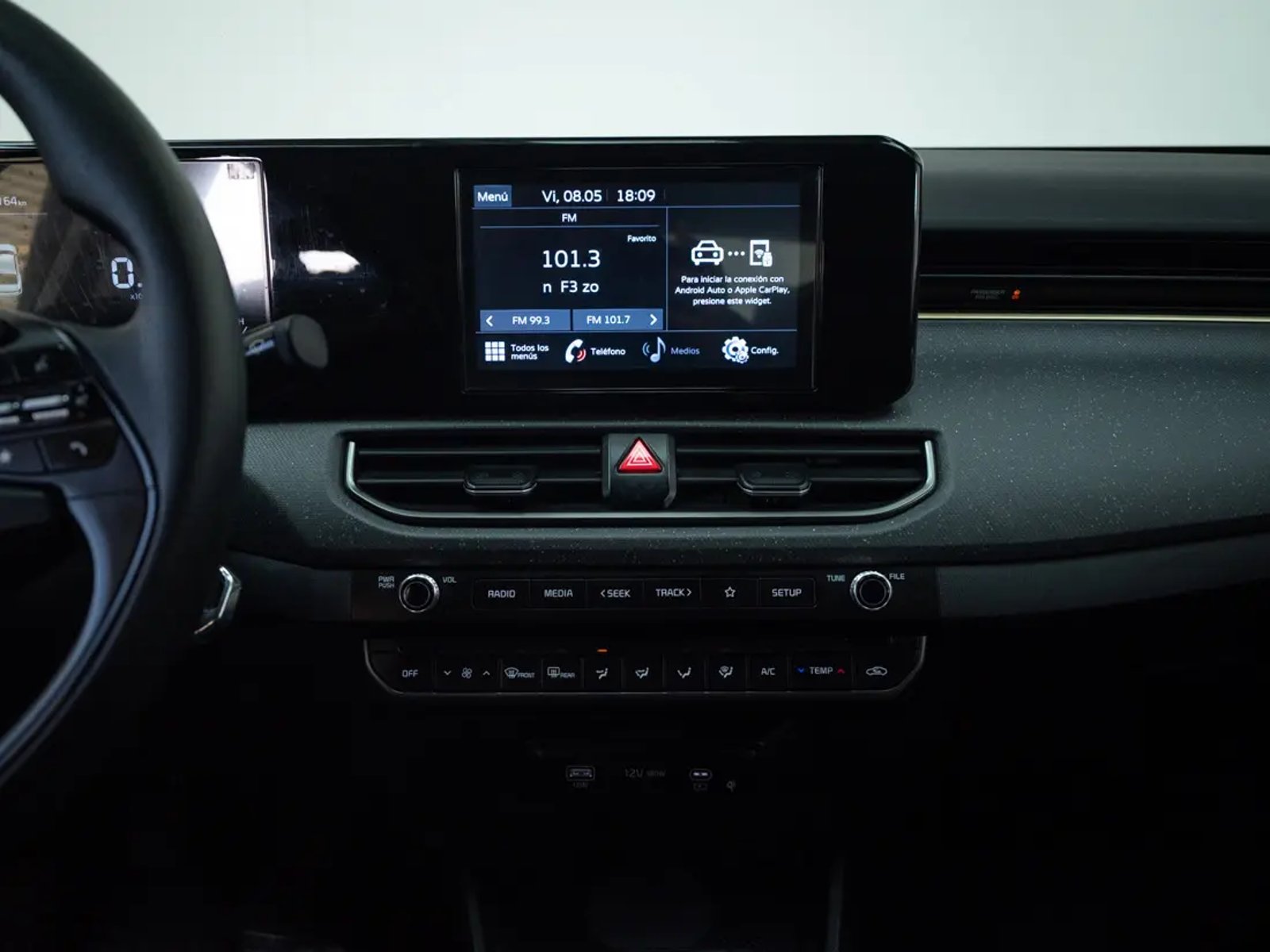 KIA K3 2024 - Imagen 18 de 19