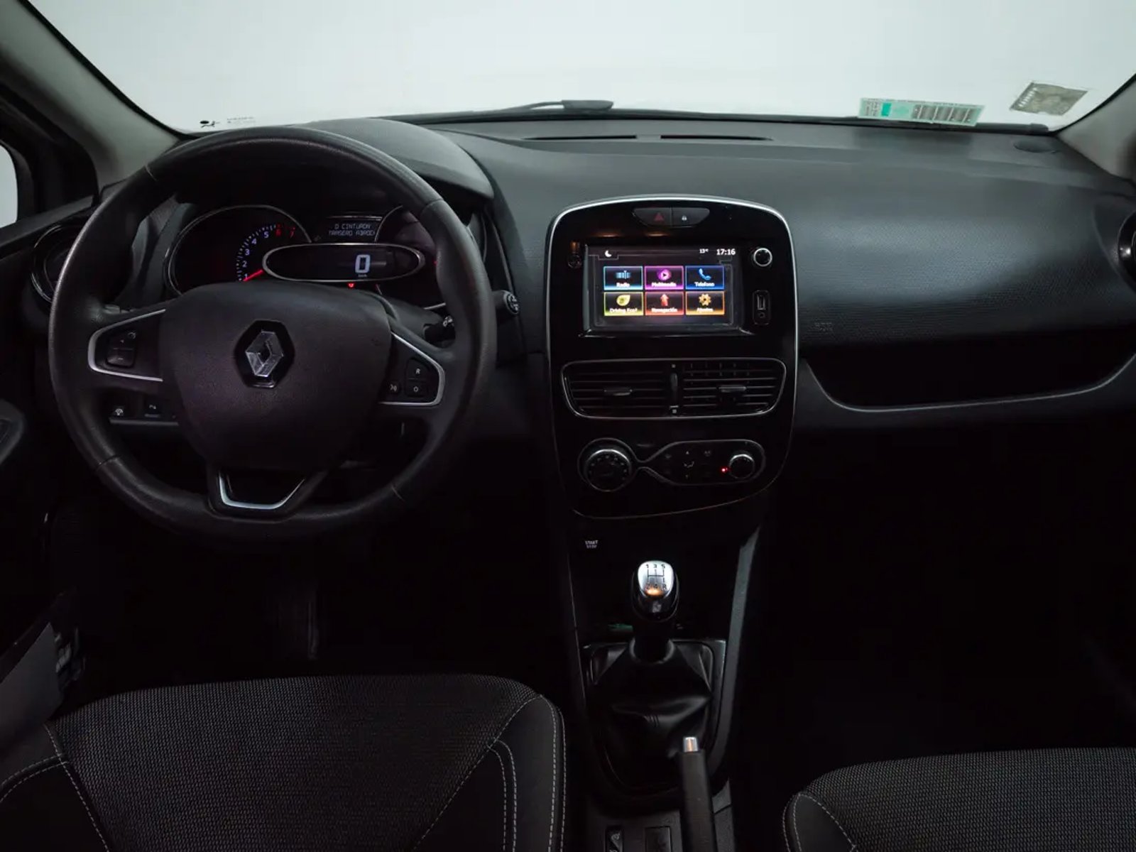 RENAULT CLIO 2017 - Imagen 15 de 18