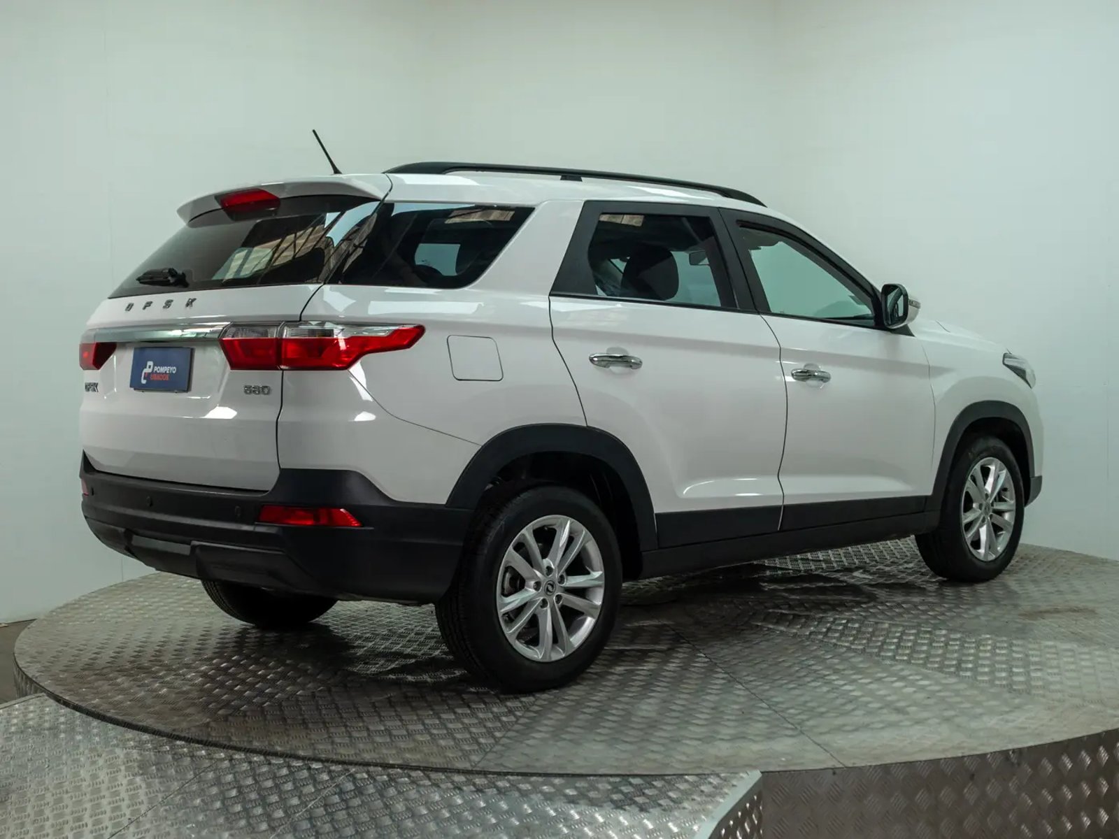 DFSK SUV 560 2023 - Imagen 8 de 16