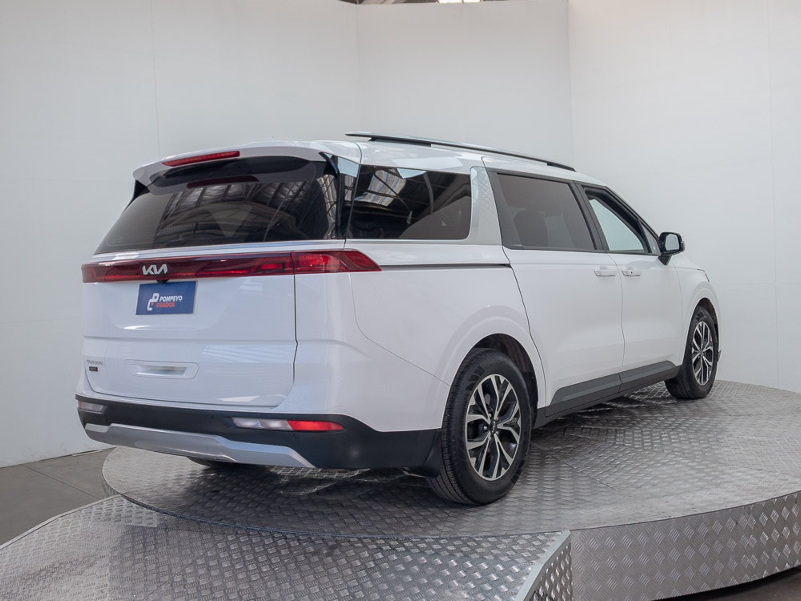 KIA CARNIVAL 2024 - Imagen 11 de 19