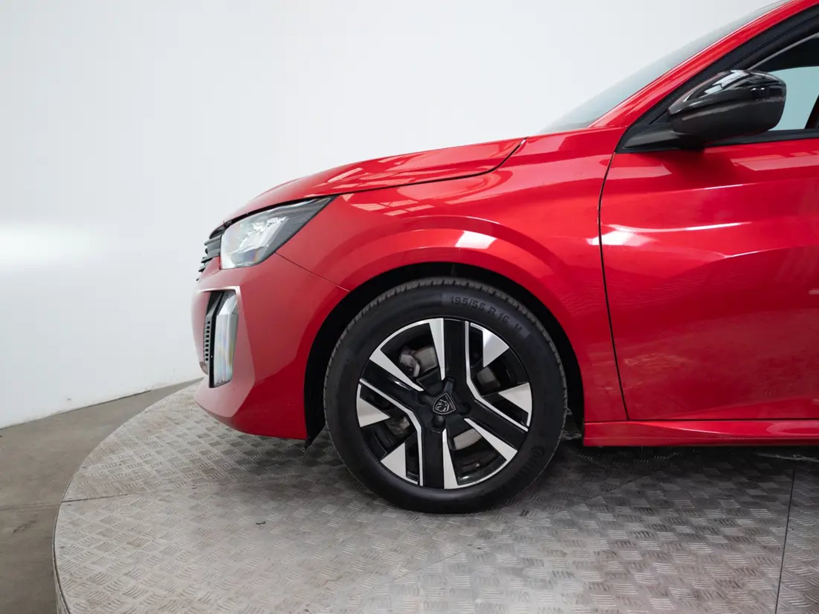 Peugeot 208 2025 - Imagen 15 de 17