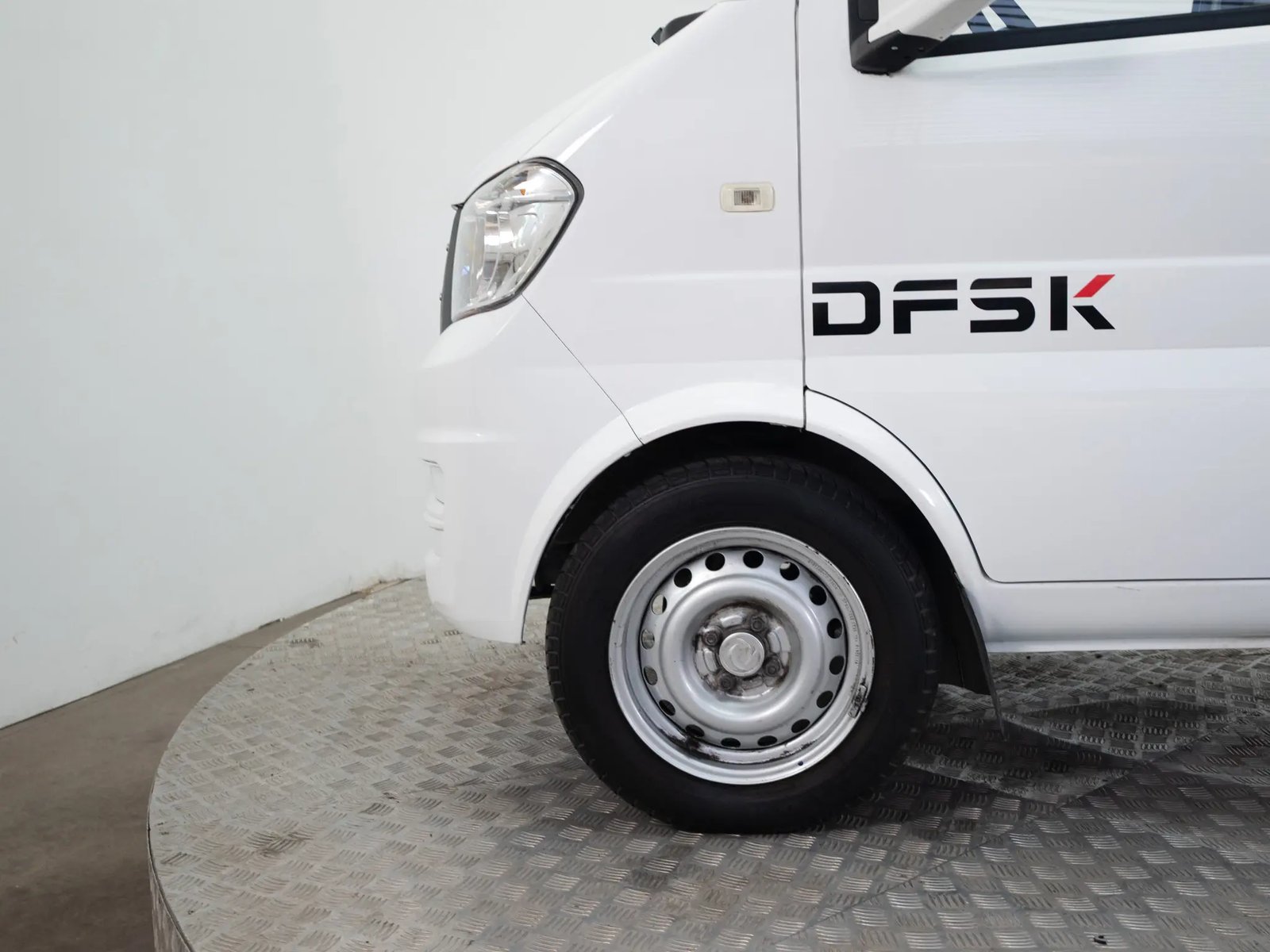 DFSK TRUCK CABINA SIMPLE 2024 - Imagen 11 de 14