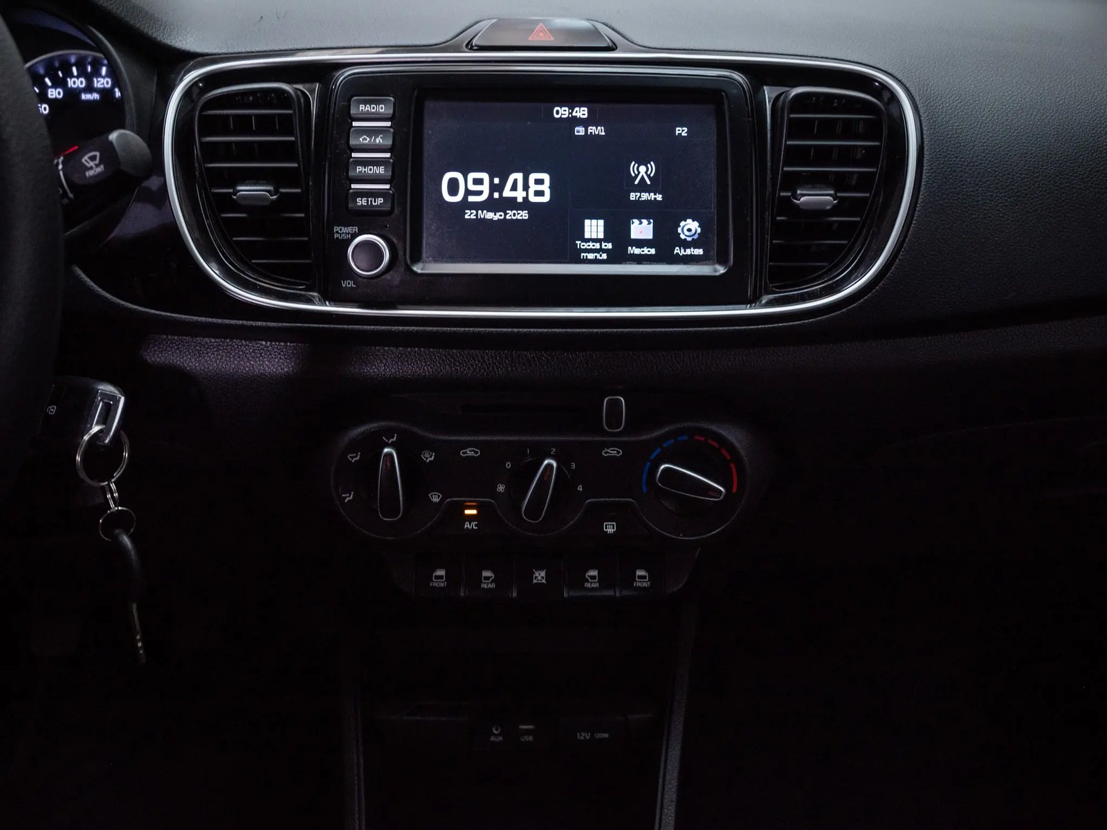 KIA SOLUTO 2023 - Imagen 13 de 17