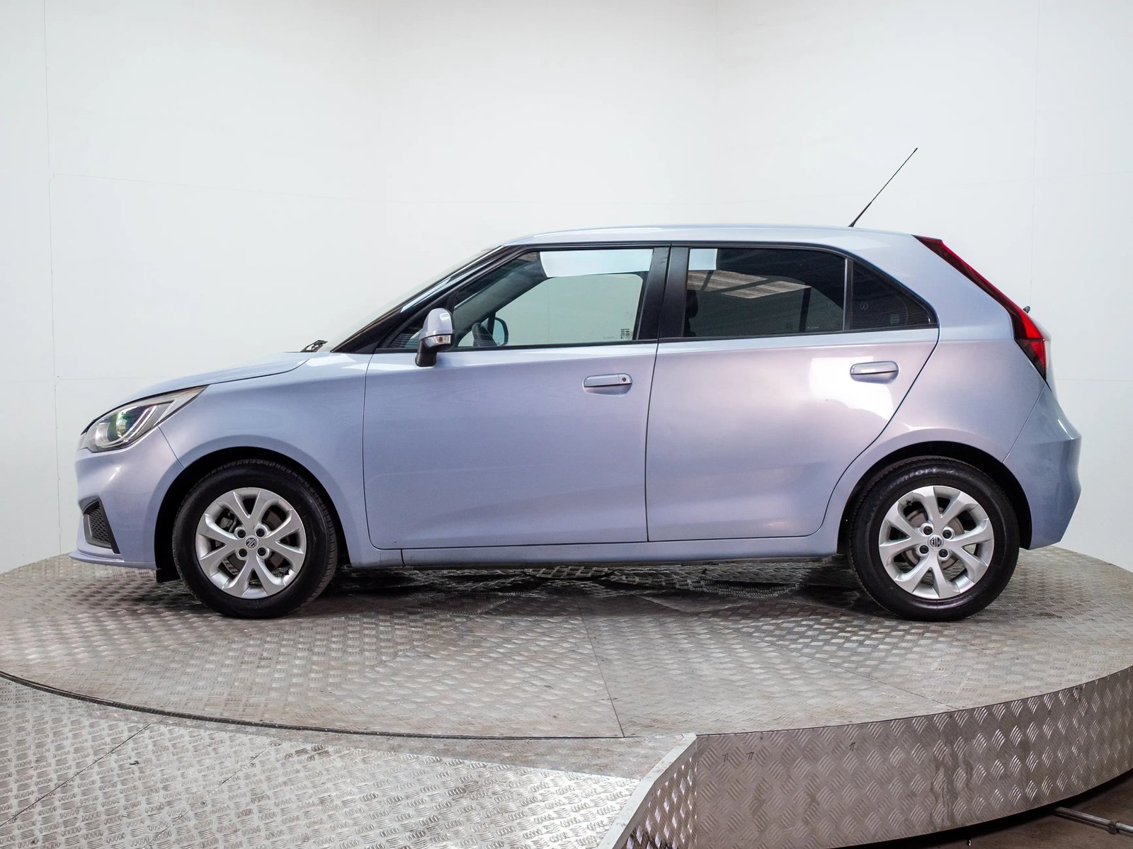 MG 3 2021 - Imagen 10 de 15