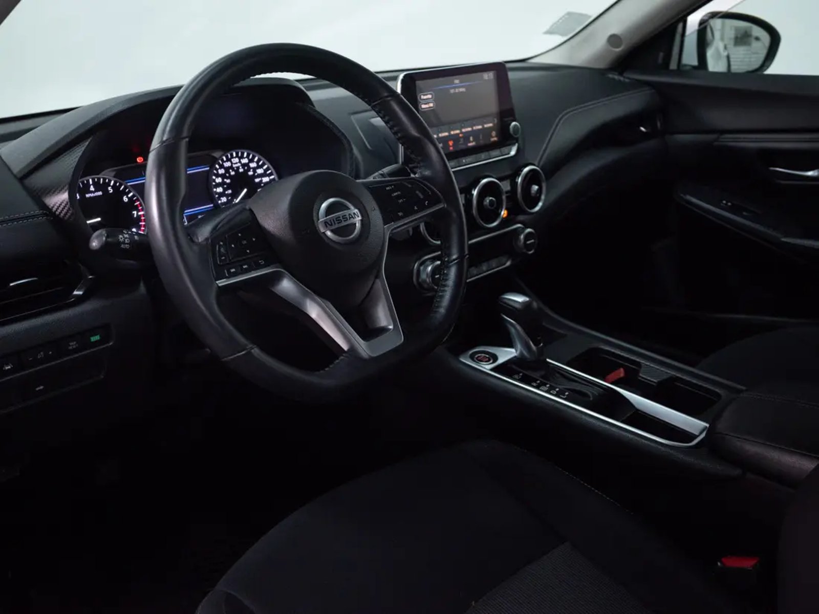 Nissan SENTRA 2023 - Imagen 17 de 20