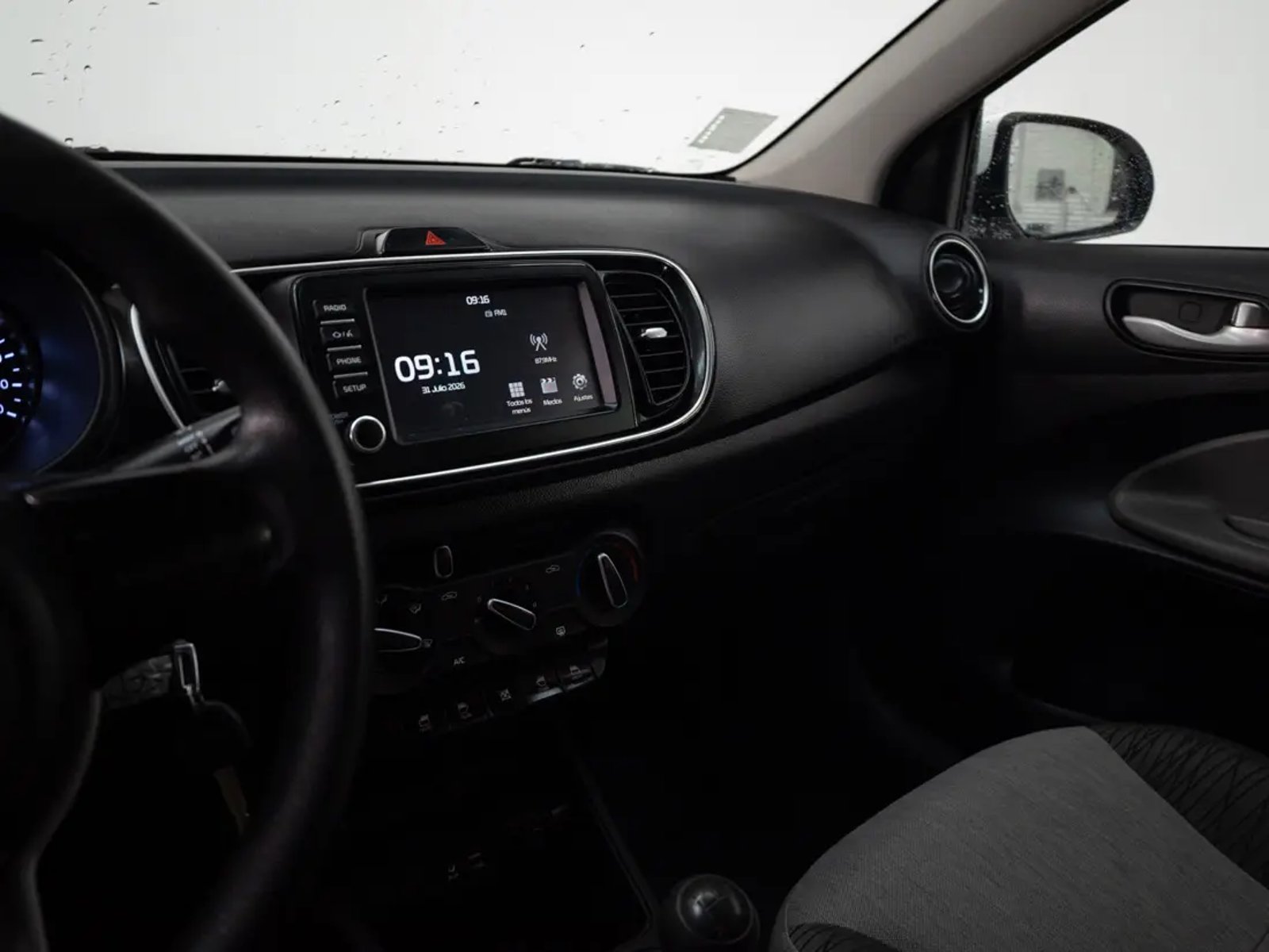 Kia SOLUTO 2022 - Imagen 12 de 20