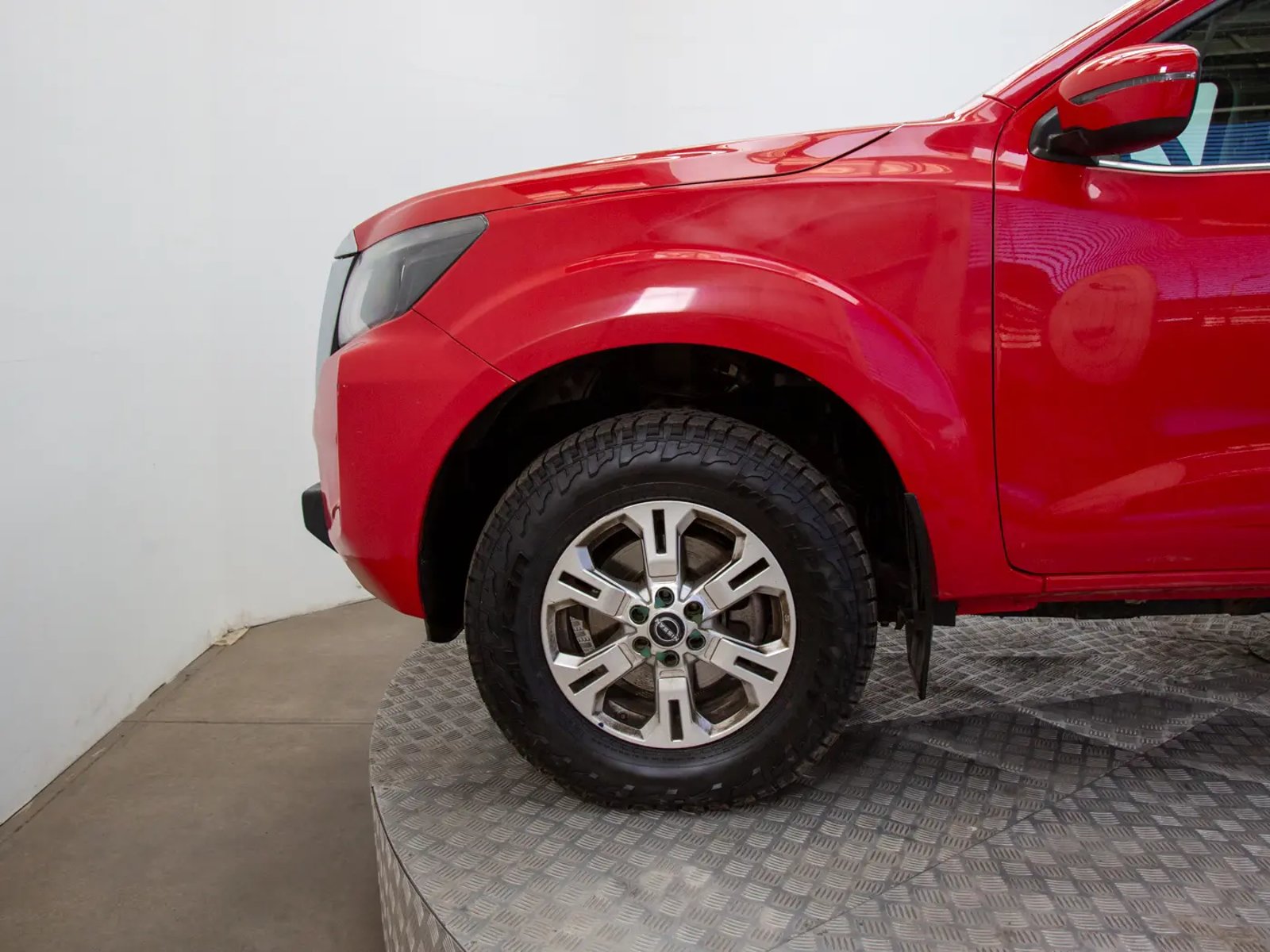 NISSAN NAVARA 2024 - Imagen 17 de 18