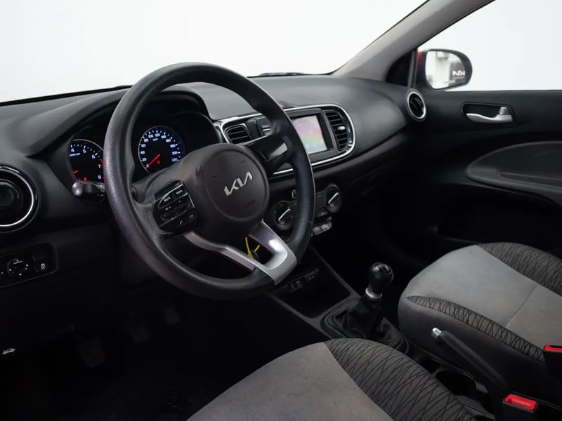 Kia SOLUTO 2024 - Imagen 11 de 19