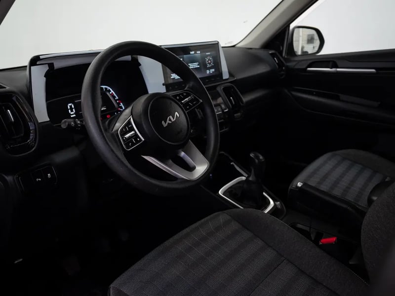 Kia SONET 2023 - Imagen 11 de 19