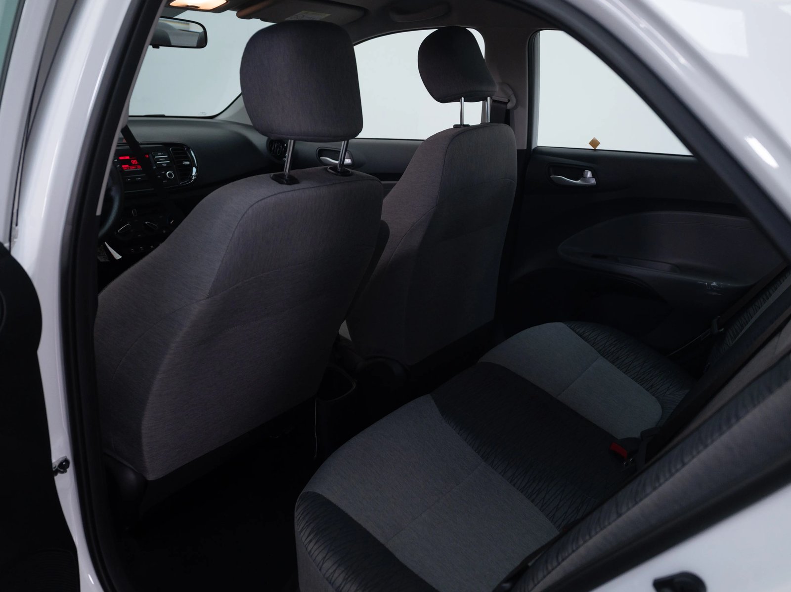 KIA SOLUTO 2026 - Imagen 18 de 19