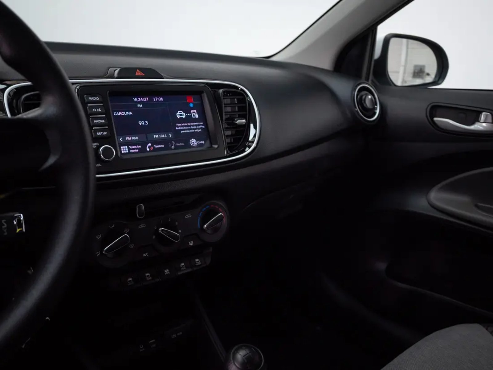 Kia SOLUTO 2026 - Imagen 12 de 19