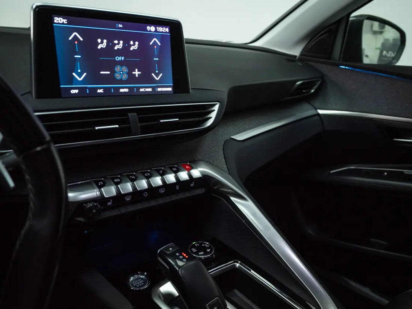 PEUGEOT 3008 2019 - Imagen 15 de 18