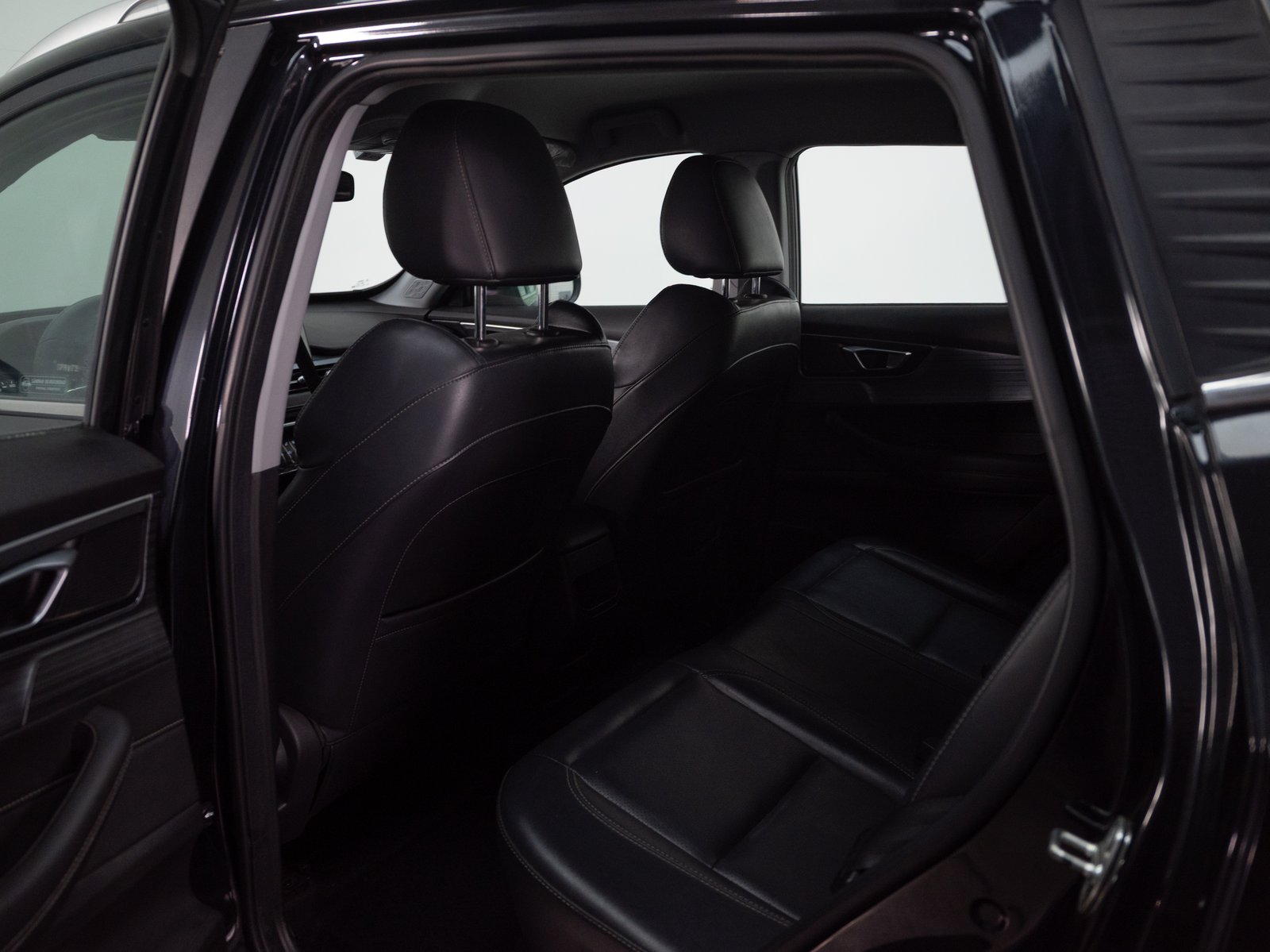 Chery TIGGO 3 2023 - Imagen 14 de 19
