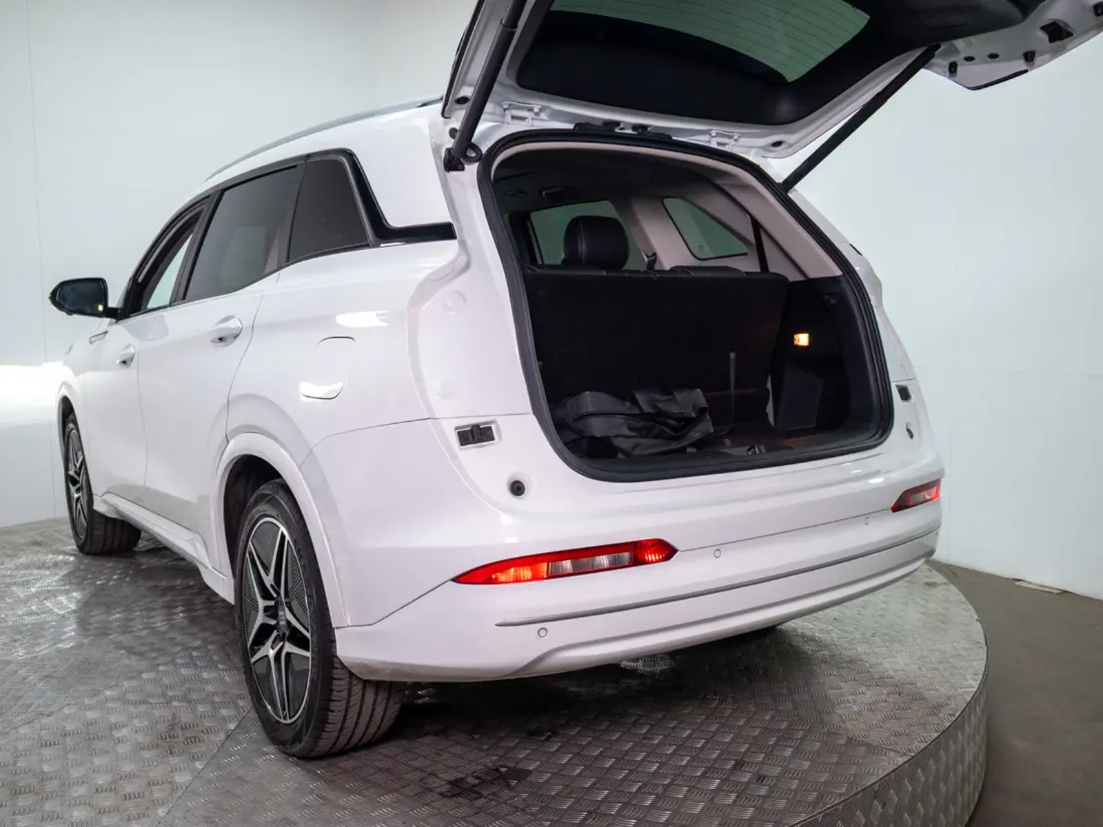 DFSK SUV 600 2025 - Imagen 10 de 20