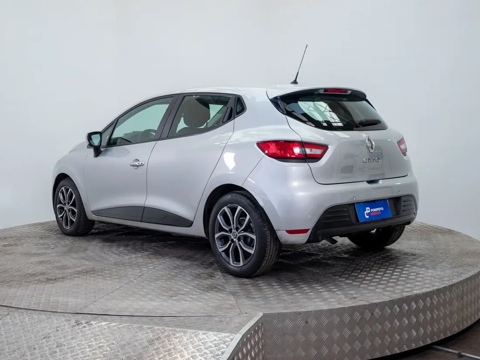 Renault CLIO 2018 - Imagen 4 de 20