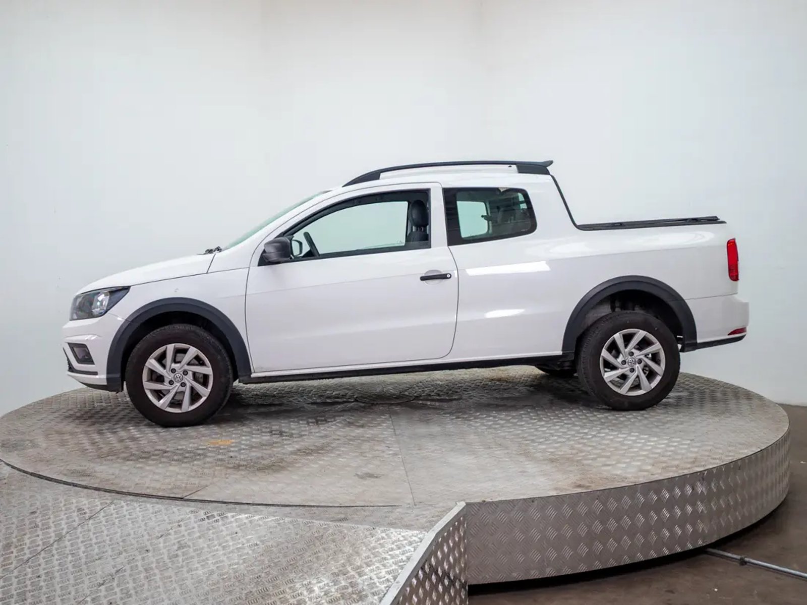 Volkswagen SAVEIRO 2023 - Foto 4 de 15