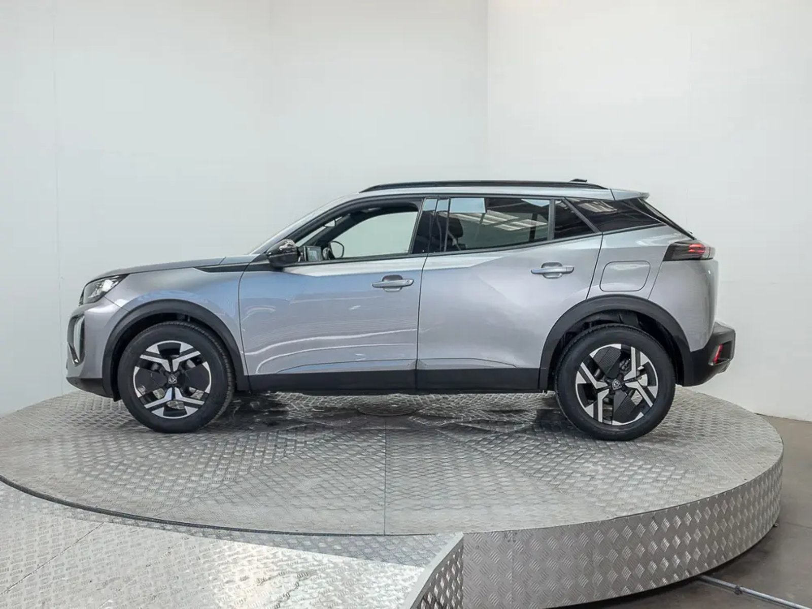 PEUGEOT 2008 2024 - Imagen 4 de 13